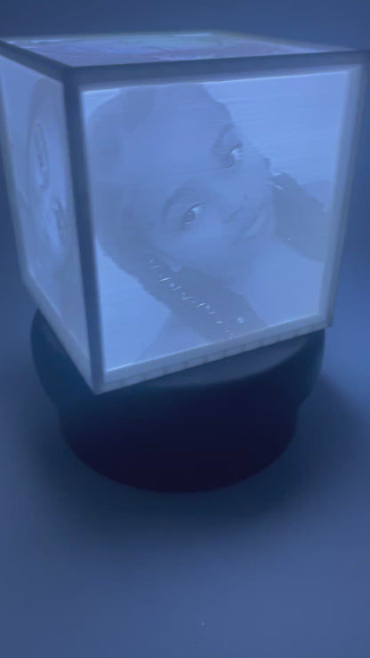 Cube Photo Box